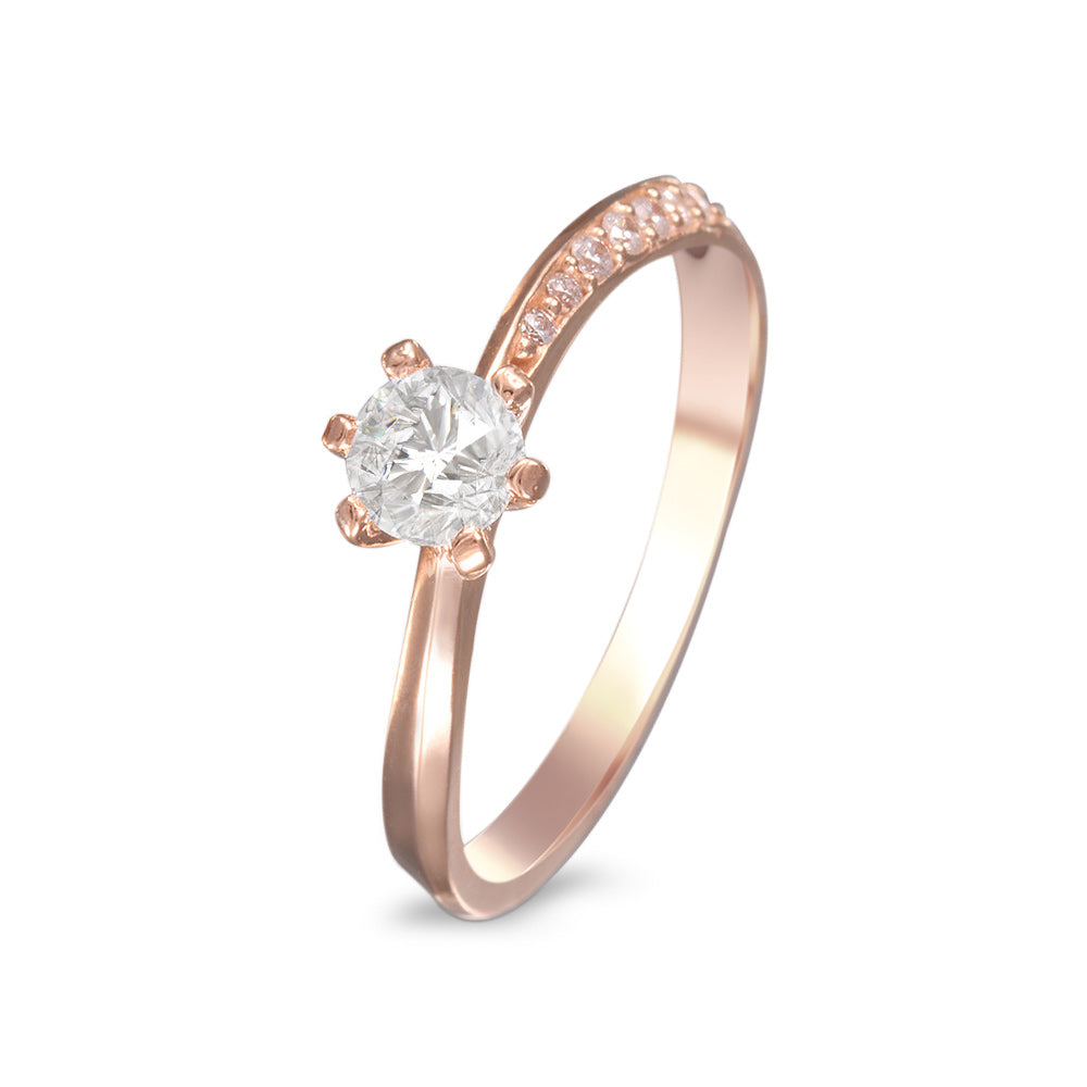 Anillo estilo con laterales con circonia