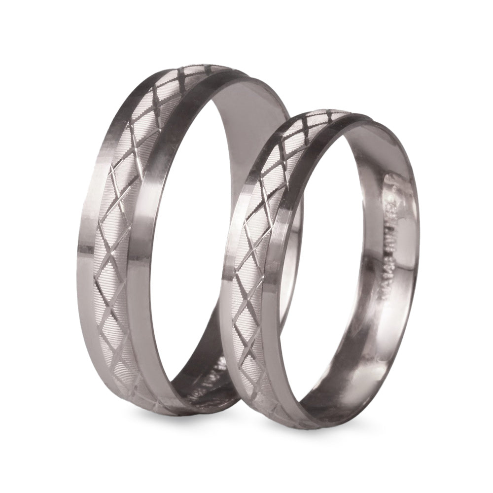 Par de argollas de matrimonio ligeras diseño cruces diamantadas
