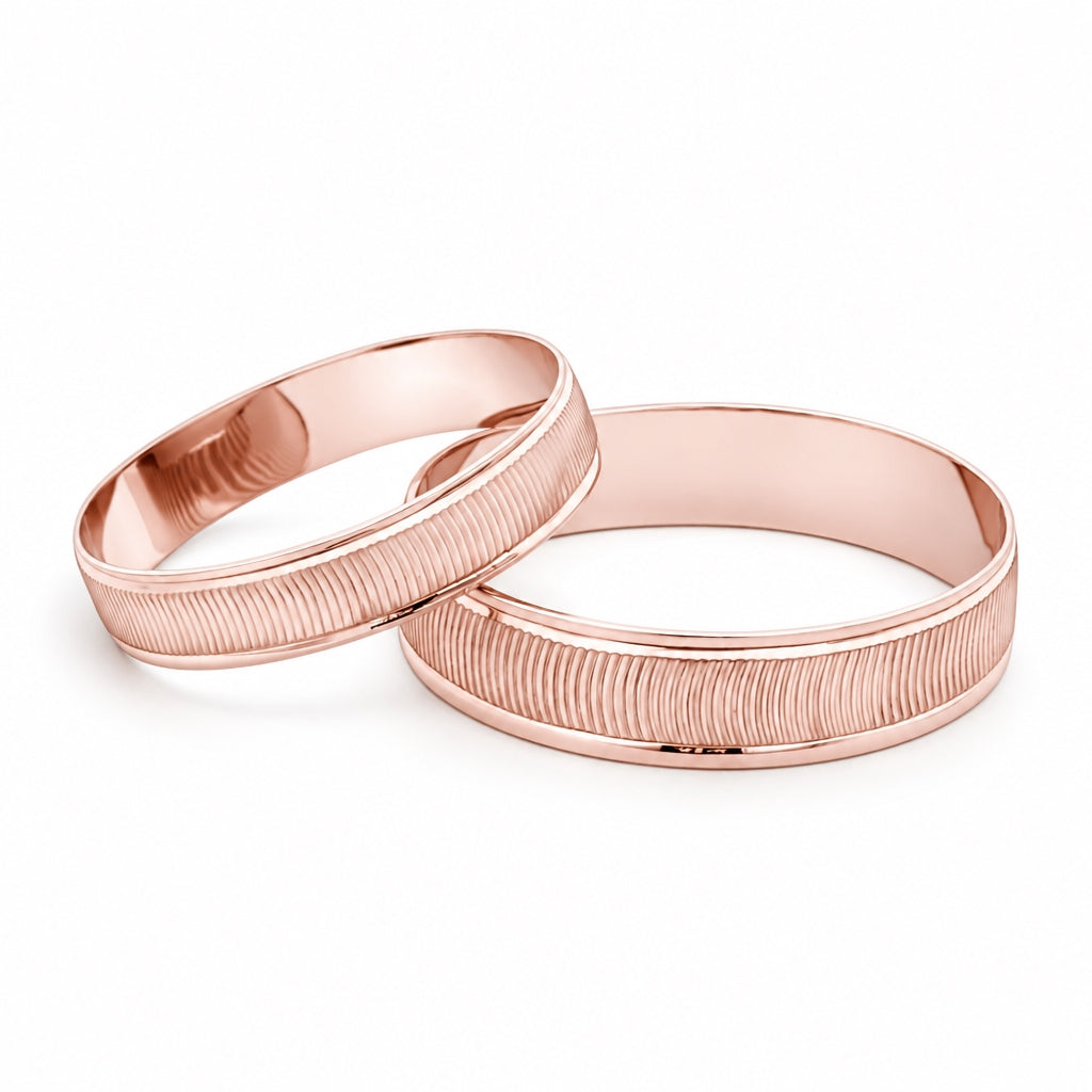 Par de argollas de matrimonio ligeras diseño cepillada con bisel 5 mm y 4 mm