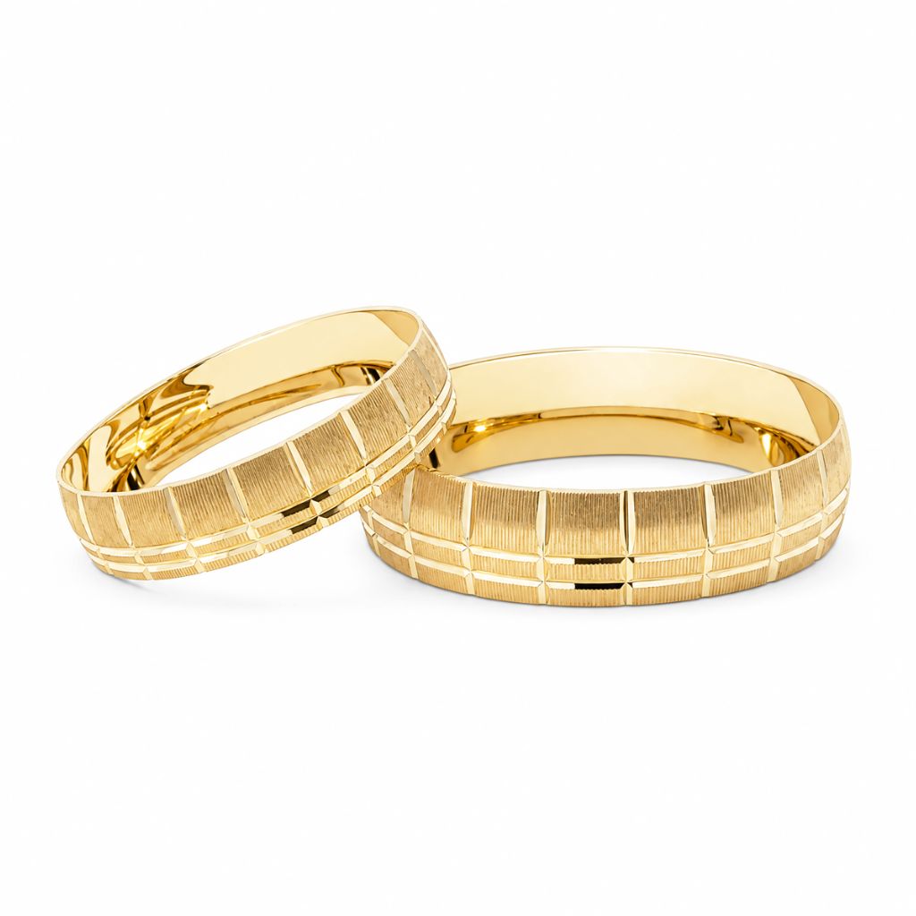 Argollas de matrimonio oro marillo 10k ligeras acabado texturizado y diseño cuadriculado