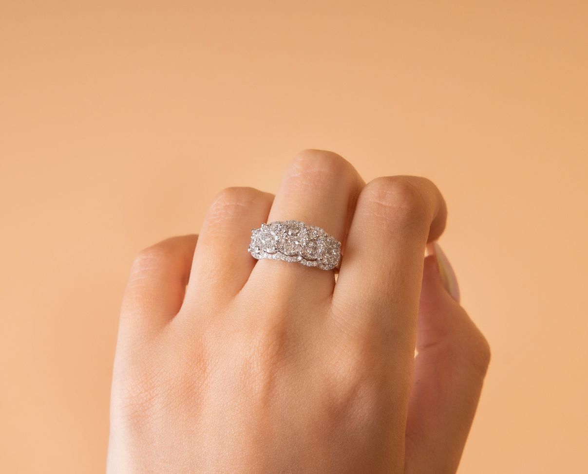 anillo oro blanco 14k con diamantes