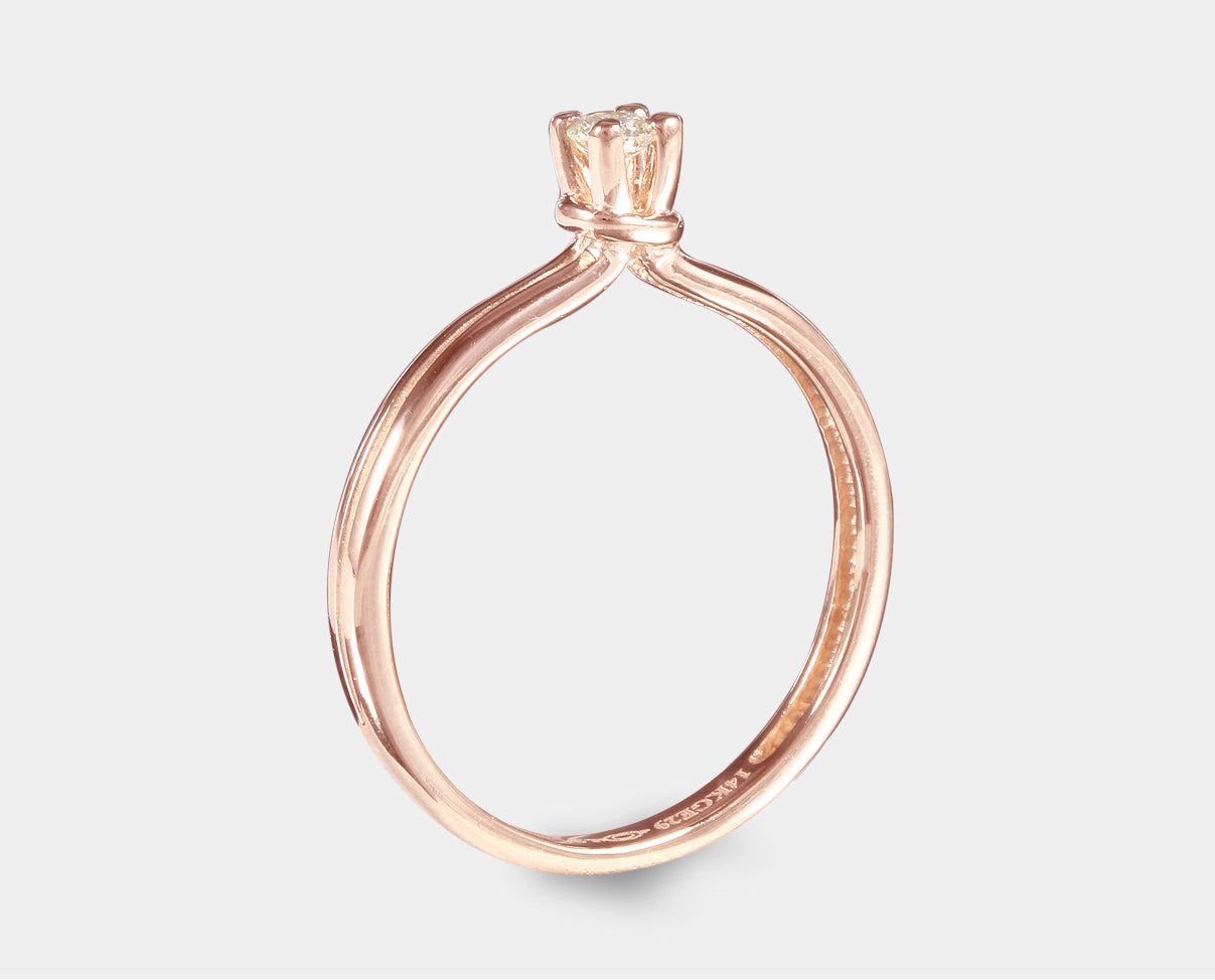 Anillo de Compromiso con Diamante en oro rosa 14k. Anillo Solitario con Diamante. también puede usarse como anillo de promesa. 