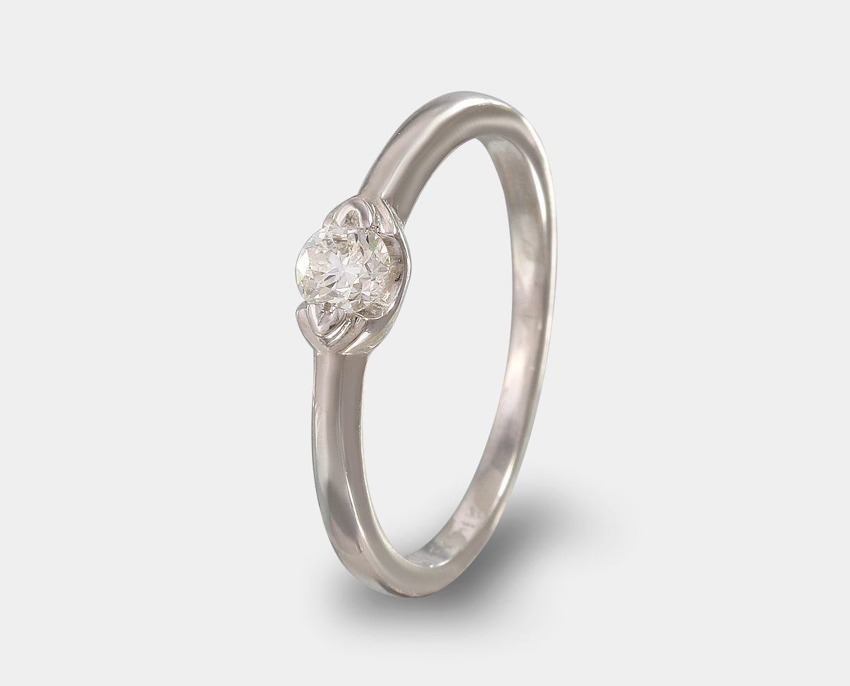 Anillo de compromiso con diamante oro blanco, anillo solitario. anillo de promesa.