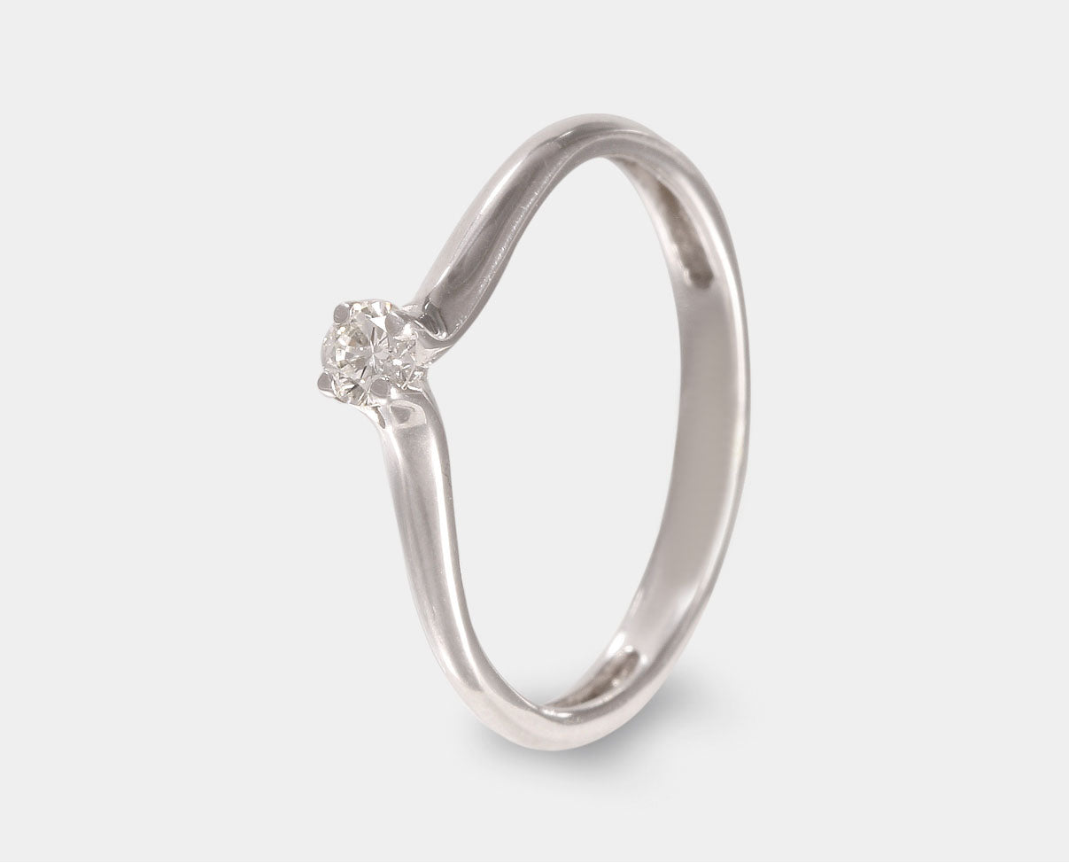 Anillo de Compromiso en oro blanco con Diamante 14k. Anillo Solitario con Diamante. también puede usarse como anillo de promesa. 