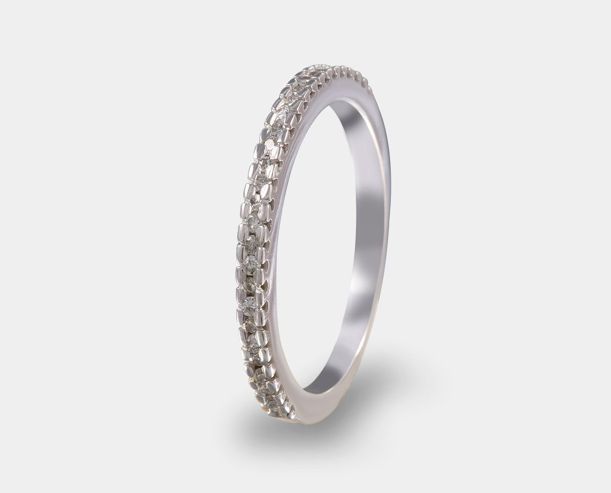 anillo churumbuela oro blanco con diamante 