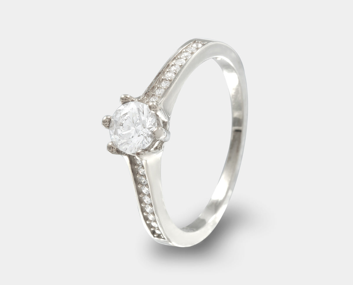 Anillo de compromiso oro blanco con circonia, anillo de promesa.