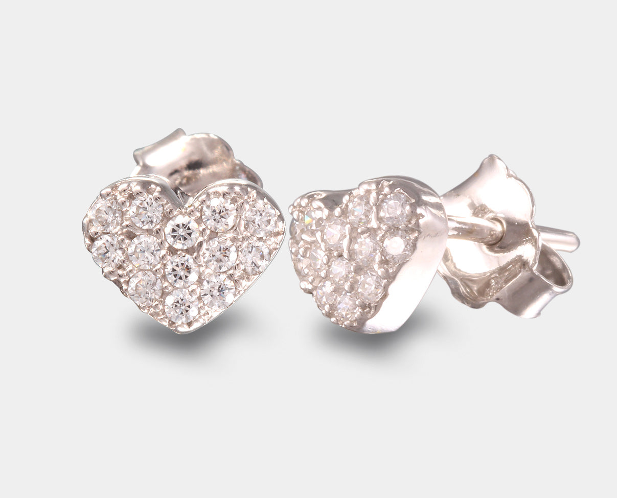 Aretes oro Blanco corazon con circonia 10k. Aretes con circonia. Joyeria para Dama. Aretes.