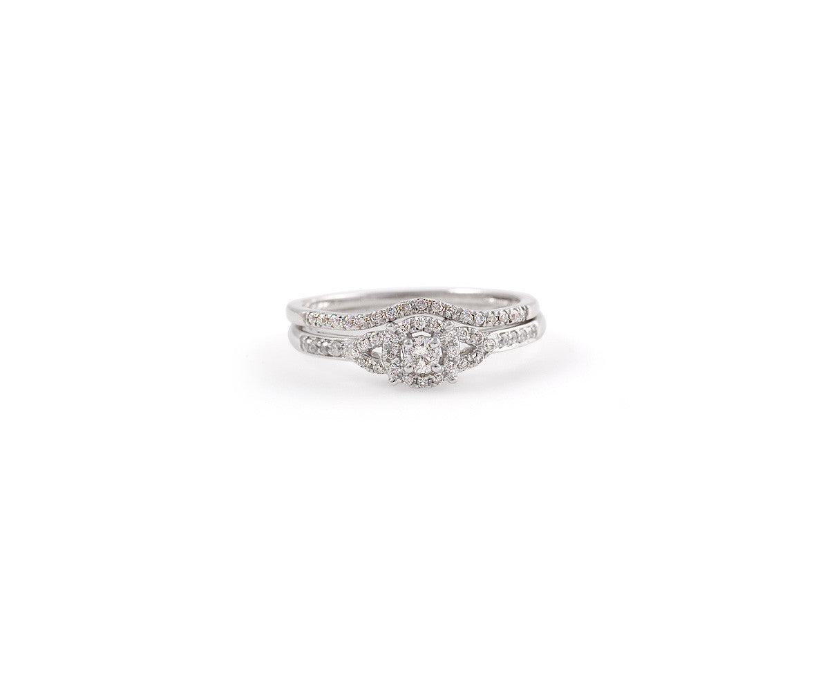 Duo anillo de Compromiso y churumbela con diamantes en oro blanco