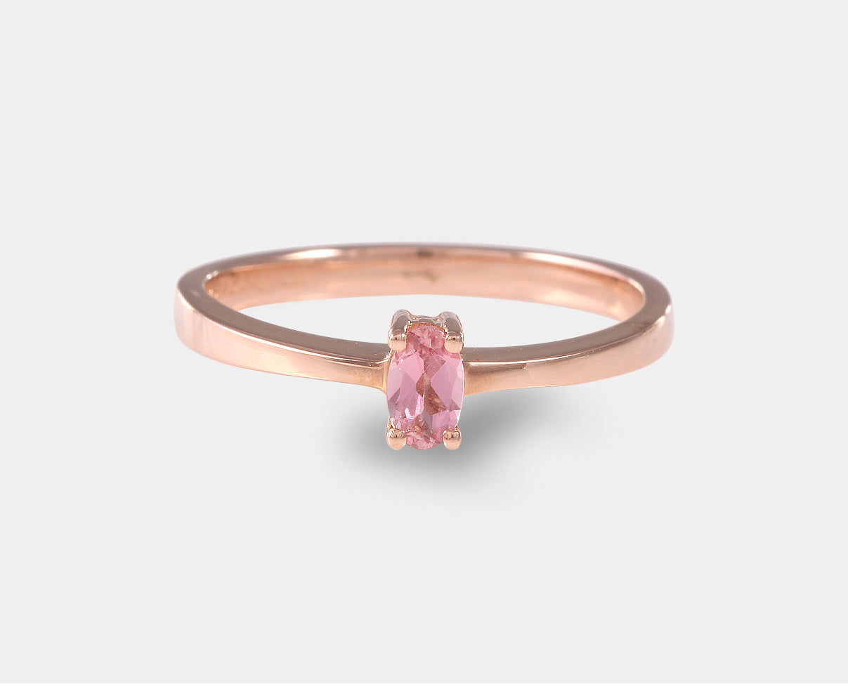 anillo oro rosa con turmalina rosa. anillos de compromiso