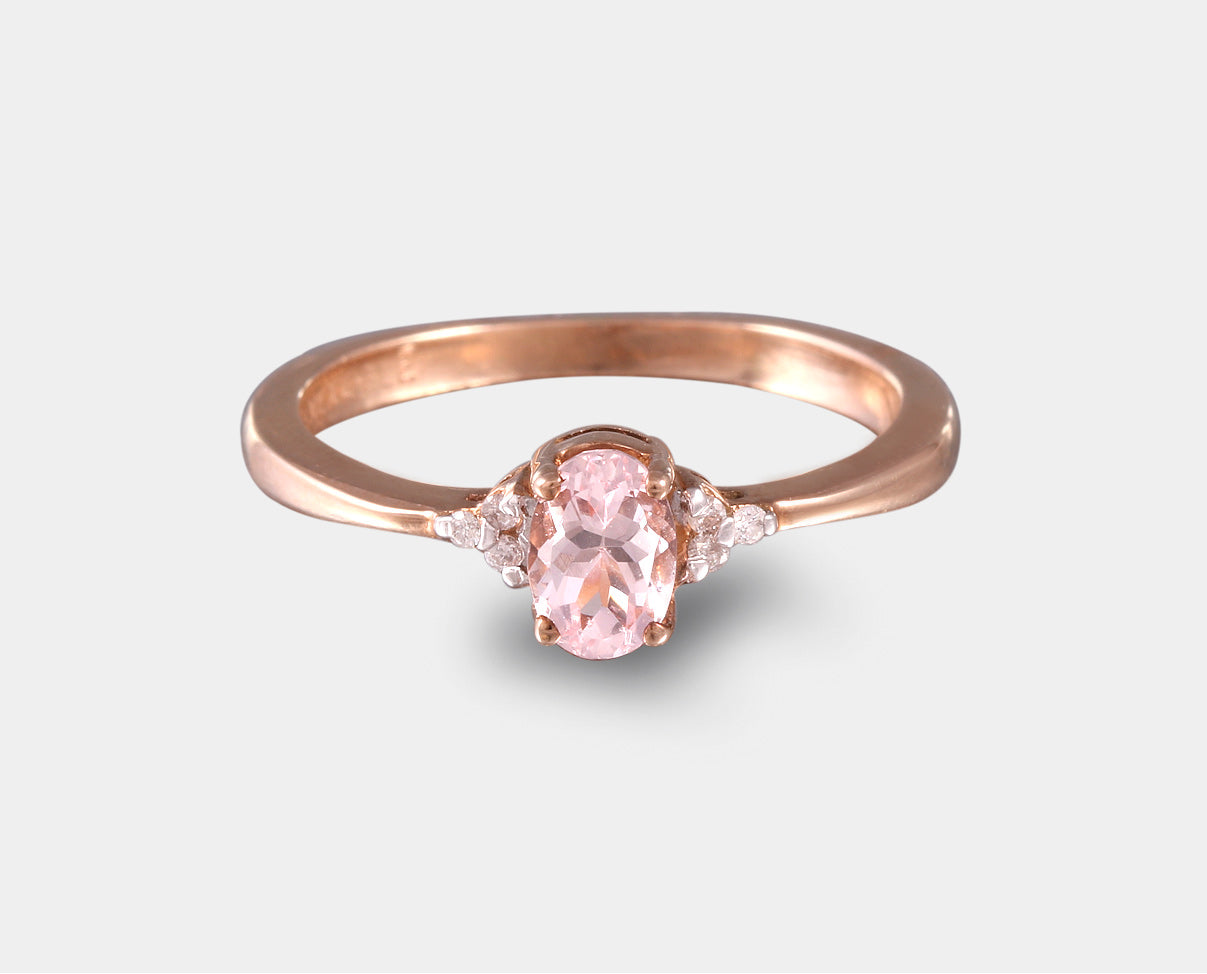 Anillo oro rosa con morganita y diamantes laterales